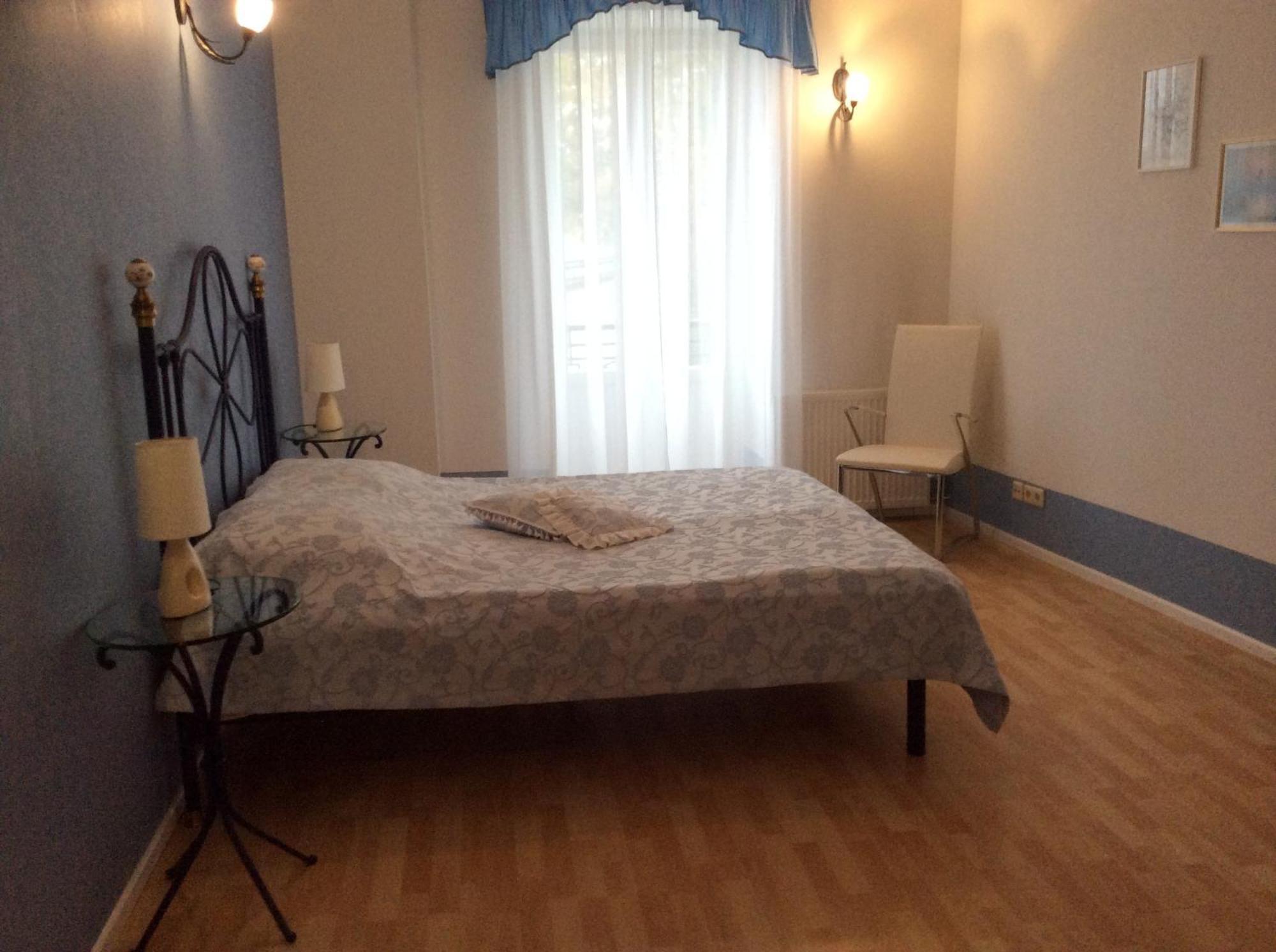 Apartamenti Alto & Ko Lägenhet Jūrkalne Rum bild