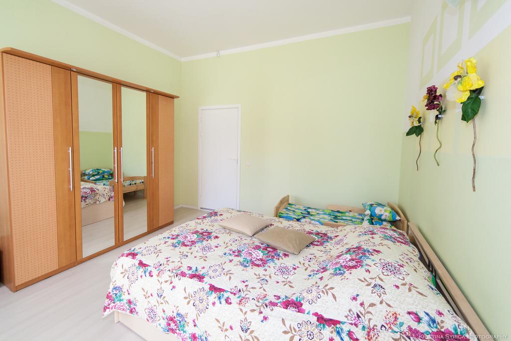 Apartamenti Alto & Ko Lägenhet Jūrkalne Rum bild